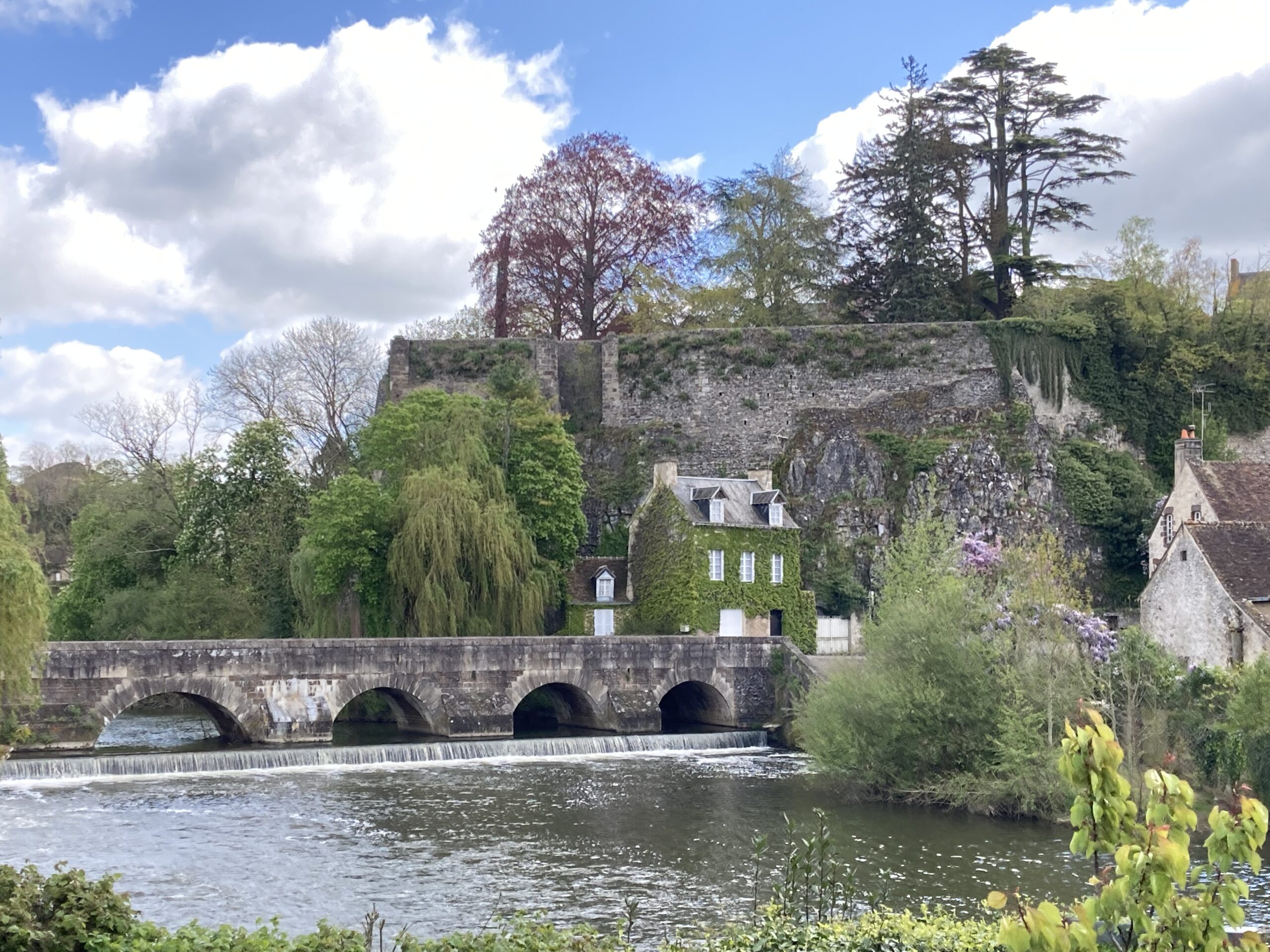 Image of Fresnay-Sur-Sarthe